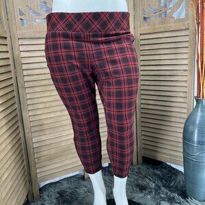 Torrid Studio Ponte Slim Fix Plaid Pixie Pants – Size 3 (22/24)